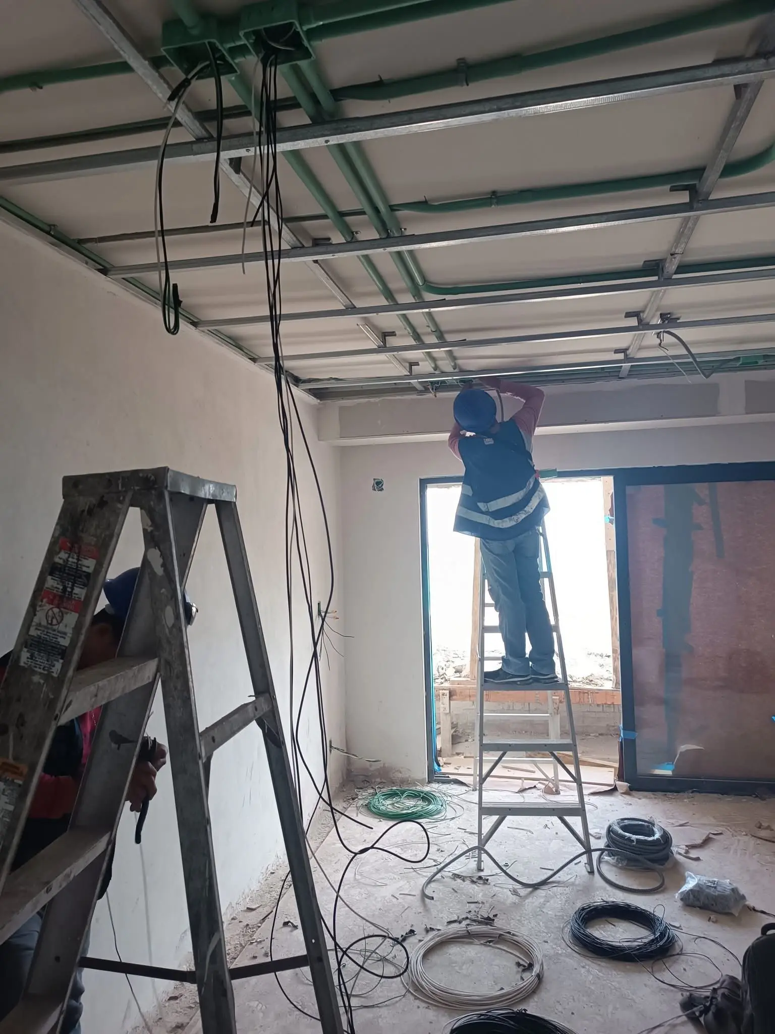 mantenimiento-general-electrico.webp